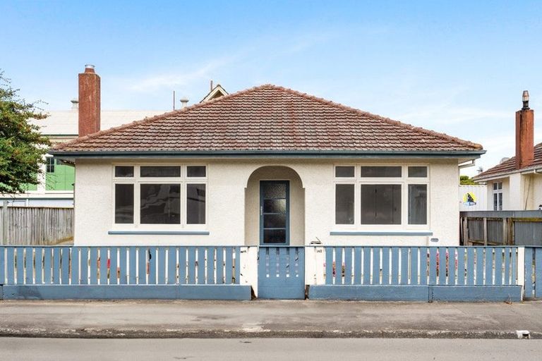 Photo of property in 142 Carlyle Street, Napier South, Napier, 4110