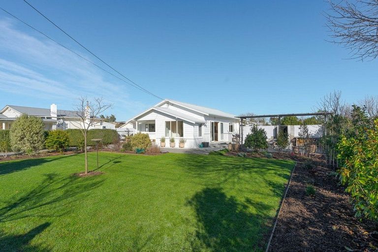 Photo of property in 2 Naples Street, Martinborough, 5711