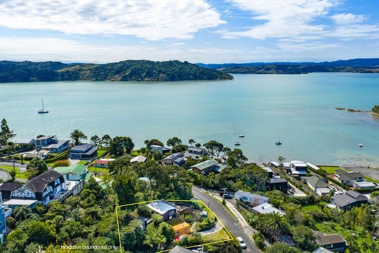 Photo of property in 3 Cambrae Road, Raglan, 3225
