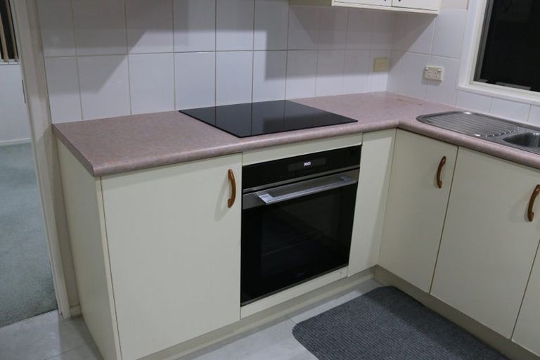 Photo of property in 7 Mullagh Place, East Tamaki Heights, Auckland, 2016