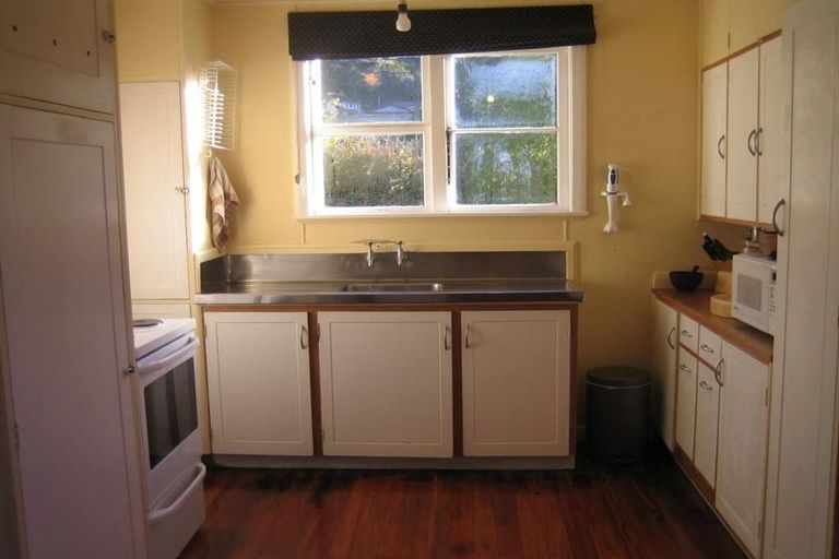 Photo of property in 14 Sunshine Avenue, Karori, Wellington, 6012