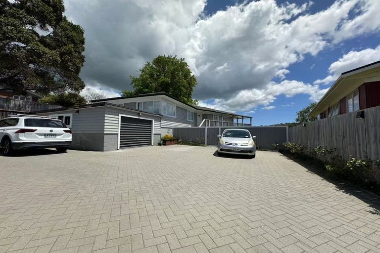 Photo of property in 3 Uppingham Crescent, Hillcrest, Auckland, 0627