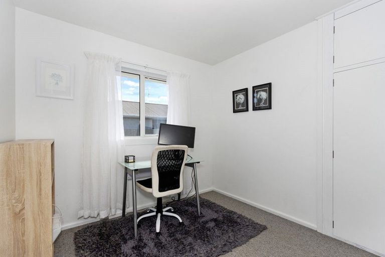 Photo of property in 16 Waitohi Street, Hornby, Christchurch, 8042