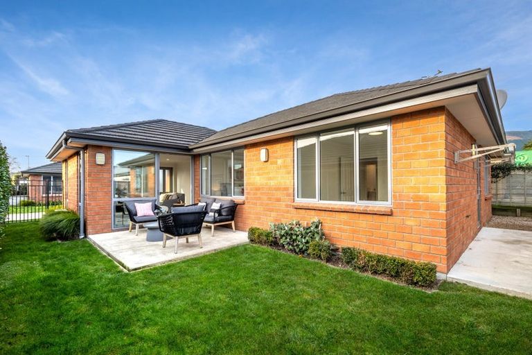 Photo of property in 3 Acorn Way, Stoke, Nelson, 7011