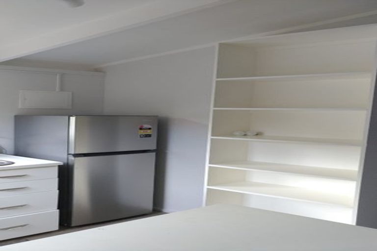 Photo of property in 1/53 Newington Road, Henderson, Auckland, 0612