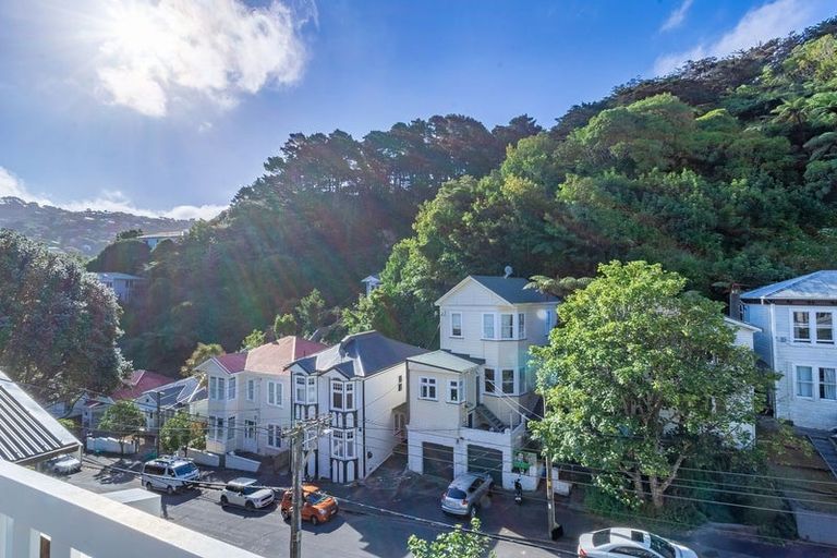 Photo of property in 24 Adams Terrace, Aro Valley, Wellington, 6021