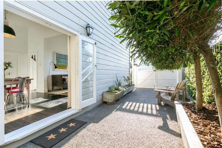 Photo of property in 8 Battery Road, Ahuriri, Napier, 4110