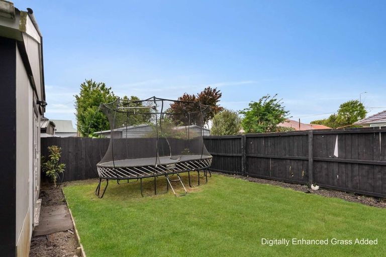 Photo of property in 4 Cardome Street, Bishopdale, Christchurch, 8053