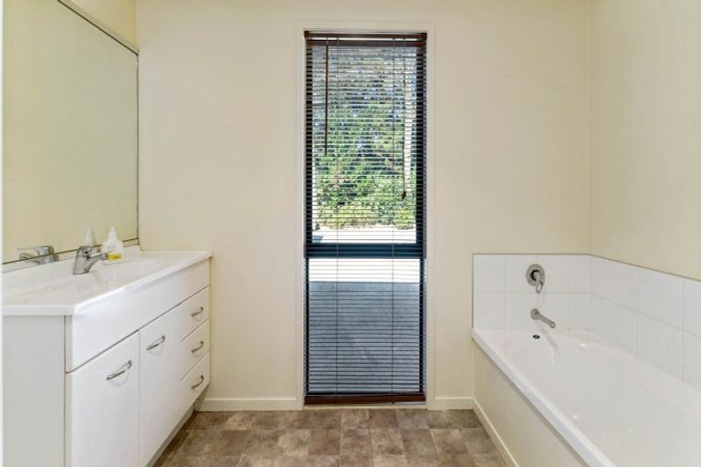 Photo of property in 83 Waipipi Wharf Road, Pollok, Waiuku, 2683