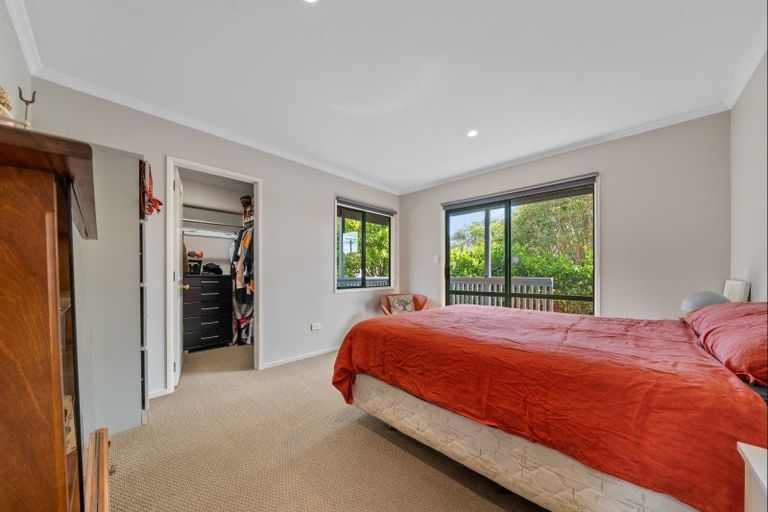 Photo of property in 537 Richmond Road, Lepperton, New Plymouth, 4373