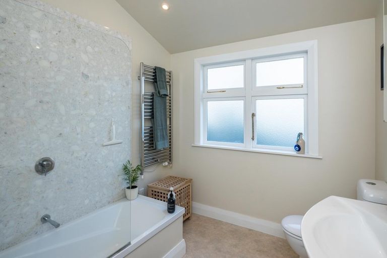 Photo of property in 68 Standen Street, Karori, Wellington, 6012