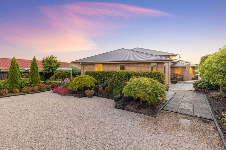 Photo of property in 7 Coachmans Road, Prebbleton, 7604