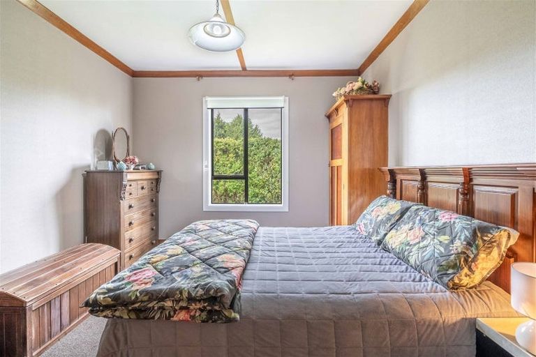 Photo of property in 43 Watt Road, Otatara, Invercargill, 9879