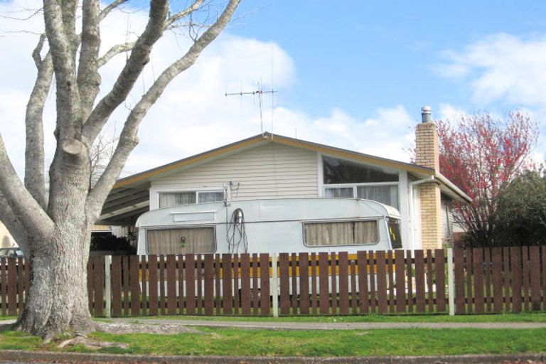 Photo of property in 18 Meadow Park Crescent, Tikipunga, Whangarei, 0112