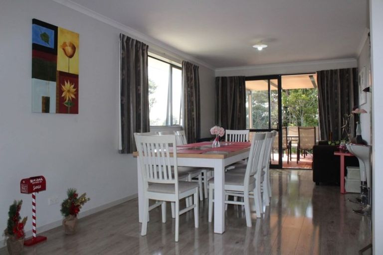 Photo of property in 169f Colwill Road, Massey, Auckland, 0614