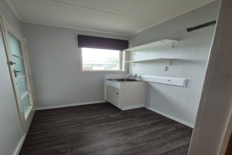 Photo of property in 21-a Kairanga Crescent, Wainuiomata, Lower Hutt, 5014