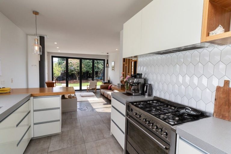 Photo of property in 35 Ellesmere Avenue, Miramar, Wellington, 6022