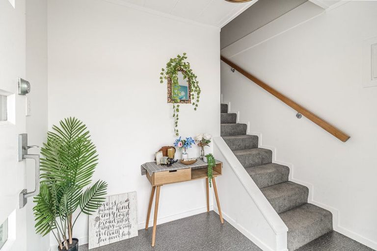 Photo of property in 67a Crawford Avenue, Mangere Bridge, Auckland, 2022