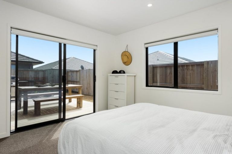 Photo of property in 15 Sabre Street, Papamoa Beach, Papamoa, 3118
