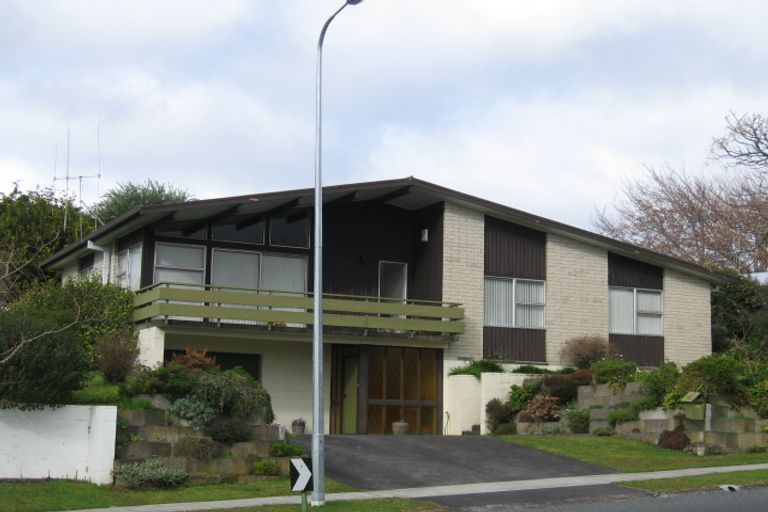 Photo of property in 75 Poaka Avenue, Dinsdale, Hamilton, 3204