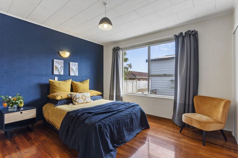 Photo of property in 6 Archmillen Avenue, Pakuranga Heights, Auckland, 2010