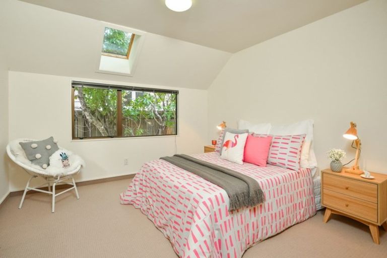 Photo of property in 23 Homewood Avenue, Karori, Wellington, 6012