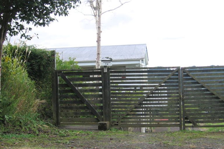 Photo of property in 12 Exhibition Drive, Titirangi, Auckland, 0604