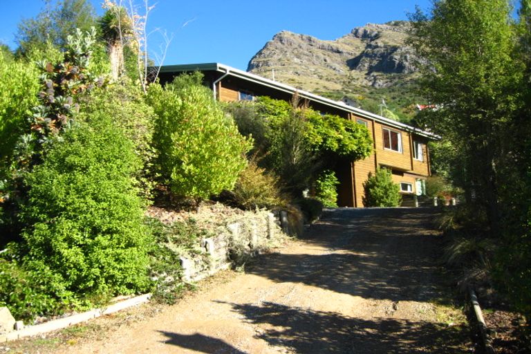 Photo of property in 4 The Terrace, Governors Bay, Lyttelton, 8971