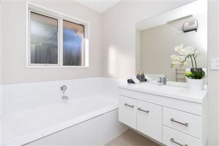 Photo of property in 65 Kittyhawk Avenue, Wigram, Christchurch, 8042