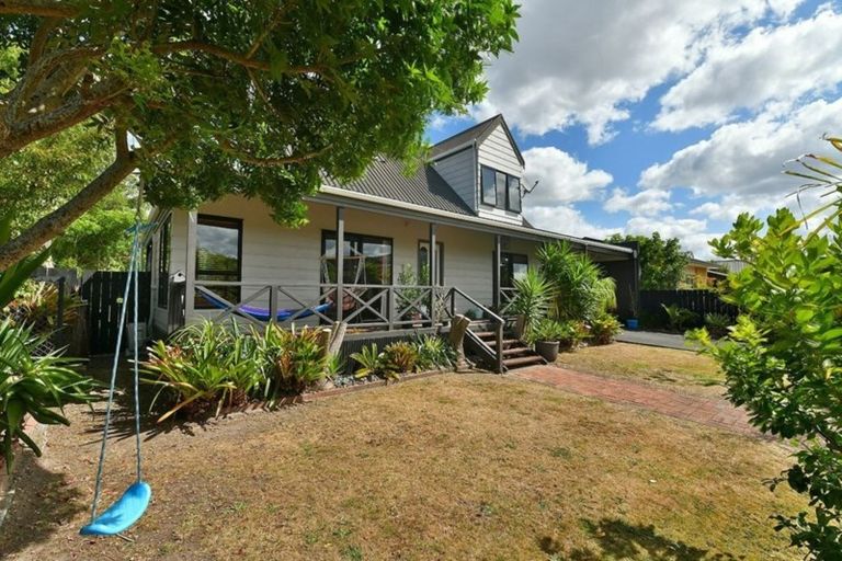 Photo of property in 118 Florence Avenue, Orewa, 0931