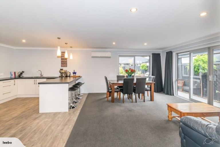 Photo of property in 4 Franklin Drive, Rangiora, 7400