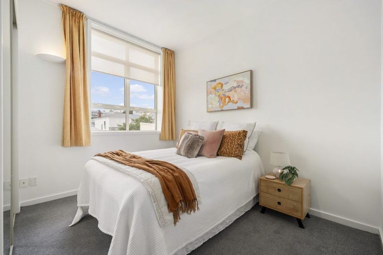 Photo of property in 37u9 Majoribanks Street, Mount Victoria, Wellington, 6011
