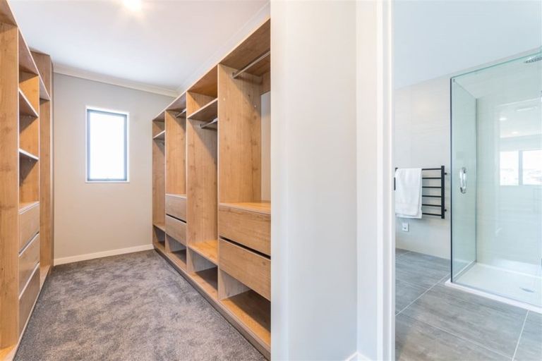 Photo of property in 15 Tawatawa Street, Long Bay, Auckland, 0630