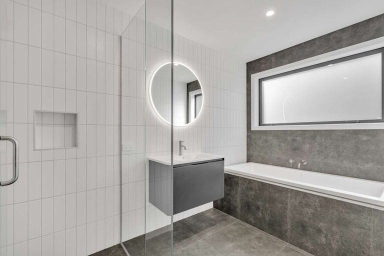 Photo of property in Wooing Tree Vineyard Ltd, 15 Vintage Street, Cromwell, 9310