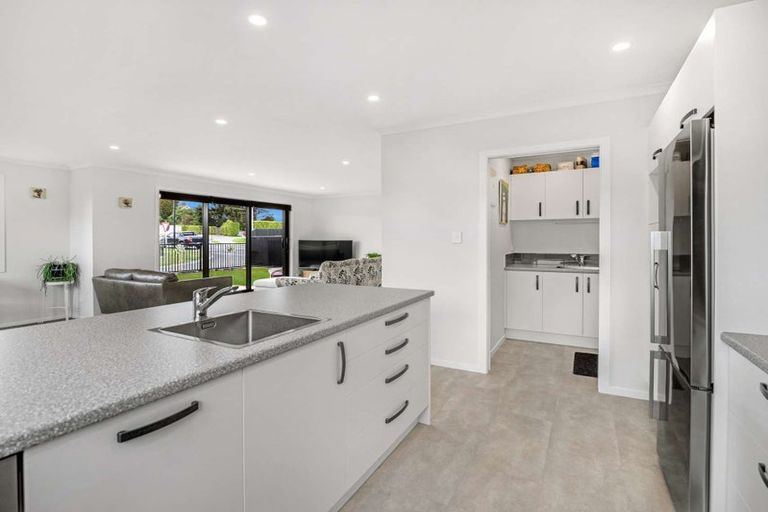 Photo of property in 37 Clydesdale Drive, Holmes Hill, Oamaru, 9401