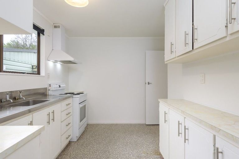 Photo of property in 19 Matipo Crescent, Pukete, Hamilton, 3200