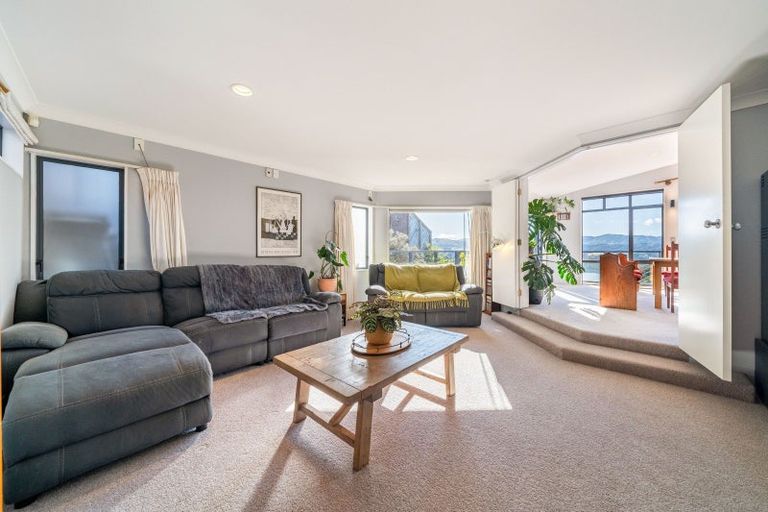 Photo of property in 12 The Anchorage, Whitby, Porirua, 5024