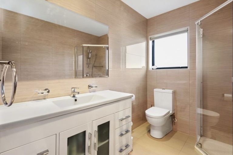 Photo of property in 7 Mcburney Place, Mangere East, Auckland, 2024