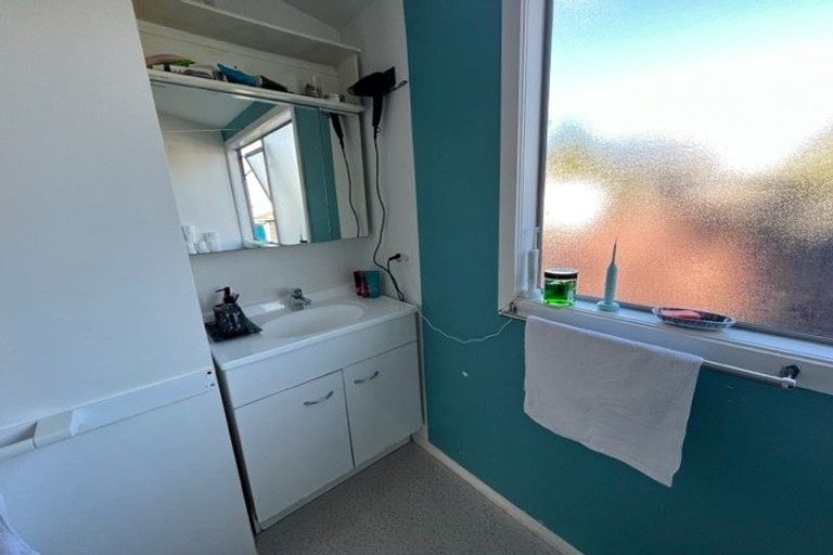 Photo of property in 16 Richard Road, Mangere, Auckland, 2022