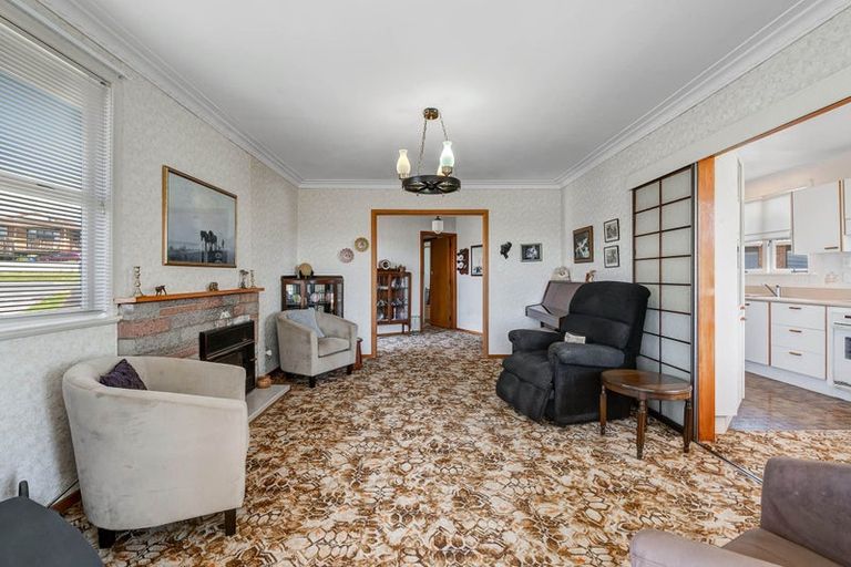 Photo of property in 46 Colwill Road, Massey, Auckland, 0614