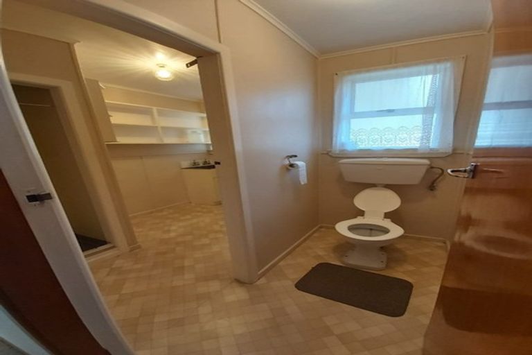 Photo of property in 6 Murray Avenue, Hawera, 4610