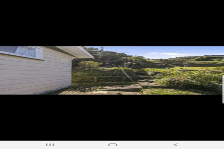 Photo of property in 30b Isabel Grove, Wainuiomata, Lower Hutt, 5014