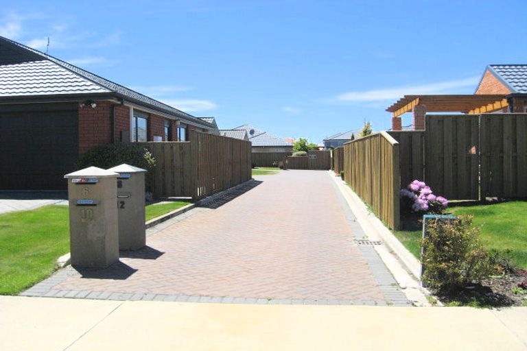 Photo of property in 10 Mahlet Street, Northwood, Christchurch, 8051