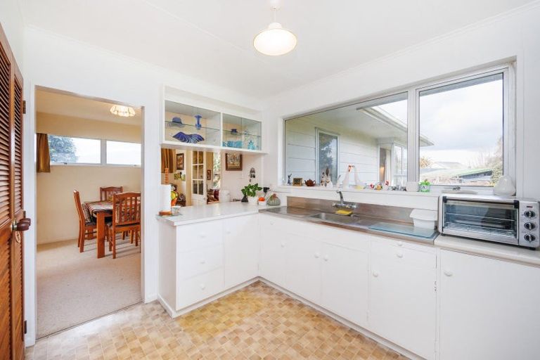 Photo of property in 3 Dalzien Place, Feilding, 4702