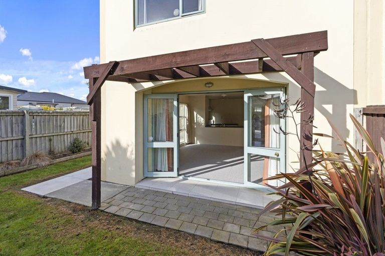 Photo of property in 3/456 Worcester Street, Linwood, Christchurch, 8011