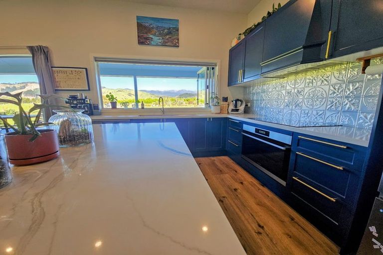 Photo of property in 33 Oriwa Lane, Levin, 5571