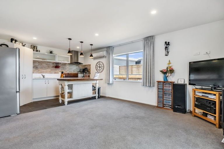 Photo of property in 304/11 Kamahi Crescent, Papamoa Beach, Papamoa, 3118
