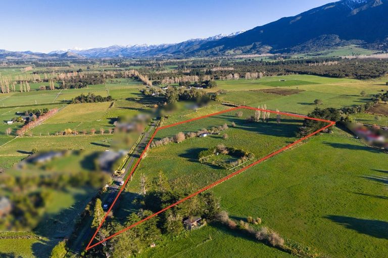 Photo of property in 126 Harnetts Road, Kaikoura Flat, Kaikoura, 7371