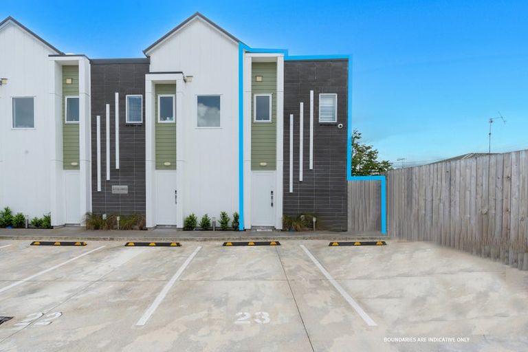 Photo of property in 24/10u Burrows Place, Frankton, Hamilton, 3204