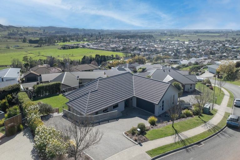 Photo of property in 26 Katania Heights, Brightwater, 7022